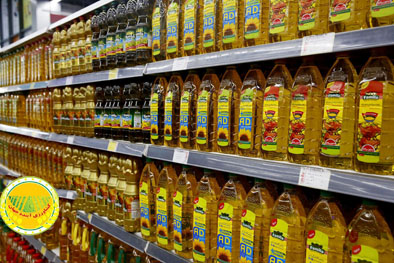 کمبود-روغن-به-دلیل-نبود-مواد-اولیه-فروش-دوفاکتوری-از-درب-کارخانجات